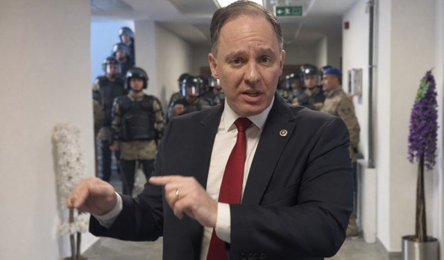 Son Dakika l Kurul seçiminde ortalık karıştı! CHP’li Yavuzyılmaz direnişe geçti, jandarma geldi