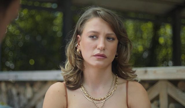 Serenay Sarıkaya Netflix listelerini salladı! 'Kimler Geldi Kimler Geçti'den yeni rekor