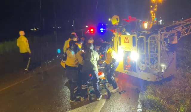 Balıkesir'de yolcu otobüsü devrildi: Üç ölü, 30 yaralı