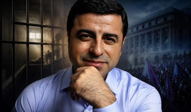 'Asıl sorun o değil' çıkışı dikkat çekti: Selahattin Demirtaş’ı bir rahat bırakmıyorlar!