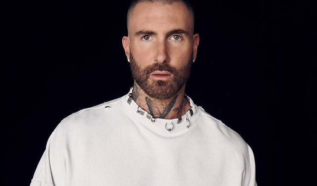 Maroon 5 solisti Adam Levine Kuşum Aydın'a dönmüş: Gören tanıyamadı!