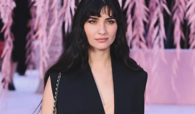 Tuba Büyüküstün Saint-Tropez’de göz kamaştırdı! Dünya yıldızlarıyla aynı karede