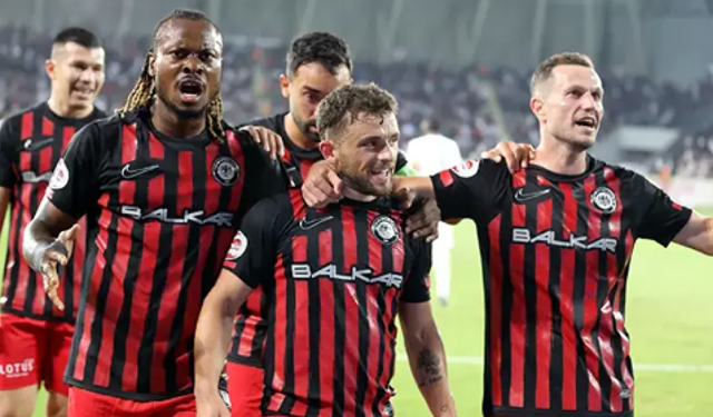 Çorum FK Süper Lig yolunda finalde