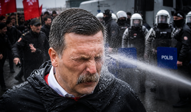 Mecidiyeköy karıştı! Erkan Baş biber gazından etkilendi