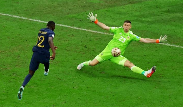Fenerbahçe’de seçimin ilk hamlesi: Kolo Muani