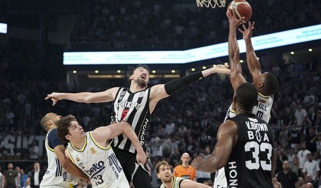 Beşiktaş'a para cezası! Salonda yaşananlar ve kötü tezahüratlar affedilmedi
