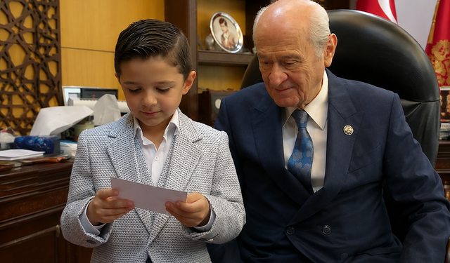Küçük şair şiir okuyup 'uludu'... Bahçeli o satıra müdahale etti: 'Ülkücüler kaçmaz'