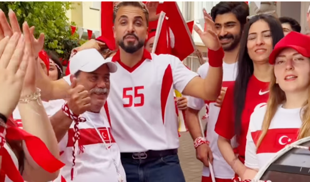 Sefo'dan A Milli Takım'a özel marş: 'Türkiye'm' klibi yayınlandı