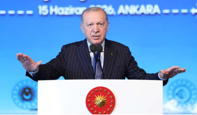 Erdoğan: “Sizin hayal edemeyeceğiniz eserleri milletin hizmetine sunduk”