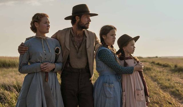 73 milyon satan efsane geri dönüyor! Netflix'ten beklenen 'Küçük Ev' fragmanı