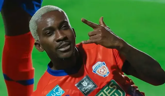 Henry Onyekuru Nijerya'da kriz çıkardı! Askerler eşliğinde köye ziyaret