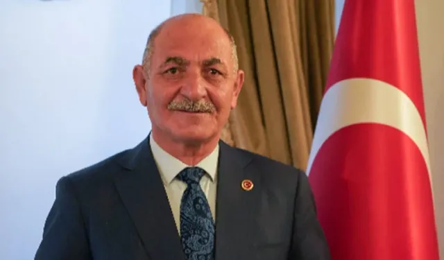 Satılmış Karakoç AK Parti’ye mi geçecek? Açıklama geldi: Satılmış Karakoç kimdir, nereli, kaç yaşında?