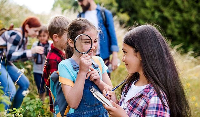 Uzmanlardan ailelere kritik uyarı: Yaz tatilini ekran başında değil, doğada geçirin!