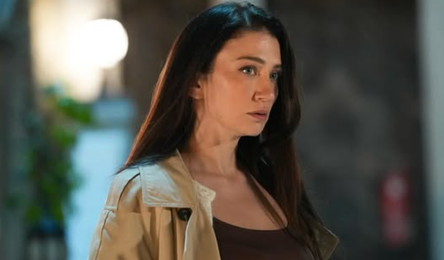 Ceren Benderlioğlu sürprizi! Eşref Rüya'nın Irmak'ı bu kez 'Aşk ve Taht'ta