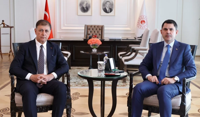 Ankara'da kritik zirve: Bakan Kurum ile Cemil Tugay bir araya geldi!