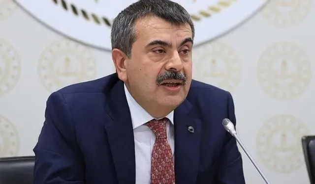 Basın mensuplarıyla bir araya gelmişti: Bakan Tekin'den gazetecileri sevindiren jest