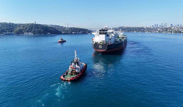 Rusya'da İHA saldırısına uğramıştı: O tanker için İstanbul Boğazı trafiğe kapatıldı