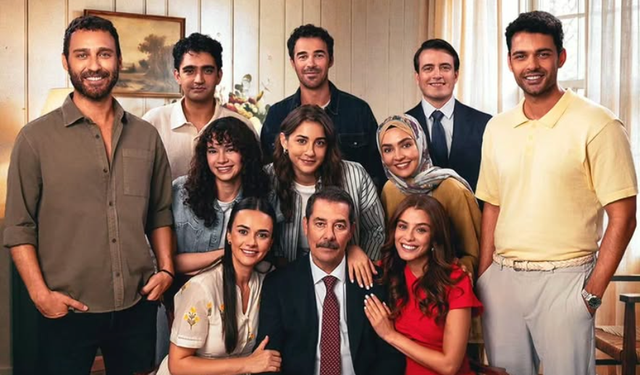 TRT 1 yeni sezona yıldızlar ordusuyla geliyor! 'Evlilik Güzeldir'in afişi görücüye çıktı