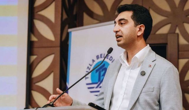 CHP'den AK Parti'ye geçmişti! Tuzla Belediye Başkanı Eren Ali Bingöl: 'Karşı mahalleden geliyorum'