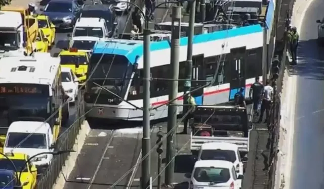 Kabataş - Bağcılar Tramvayı raydan çıktı! Olay yerine ekipler sevk edildi