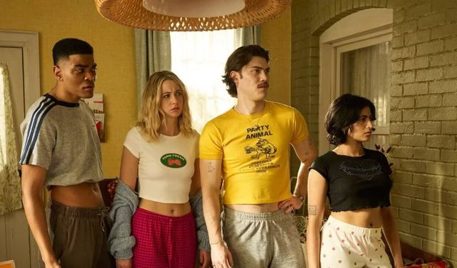 Friends'in Gen Z kuzeni tuttu! Adults ikinci sezon rakamları ikiye katlandı