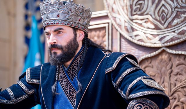 Aşk ve Taht bu akşam başlıyor! Akın Akınözü tahta çıkıyor ama önünde tek bir şart var