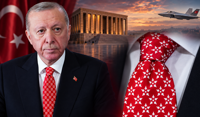 Erdoğan’ın 29 Ekim kravatına yakından bakınca ortaya çıktı! Desenlerin sırrı KAAN