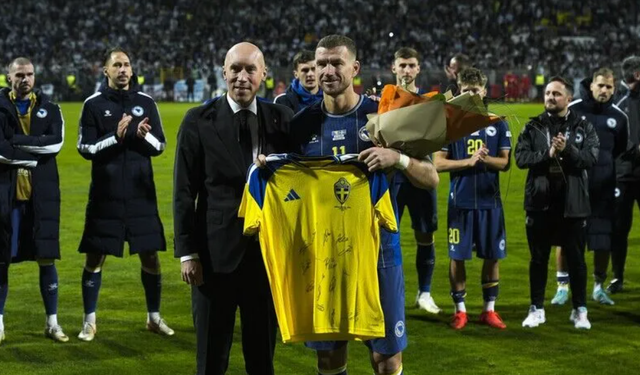 Fenerbahçe'de forma giymişti! Edin Dzeko veda etti