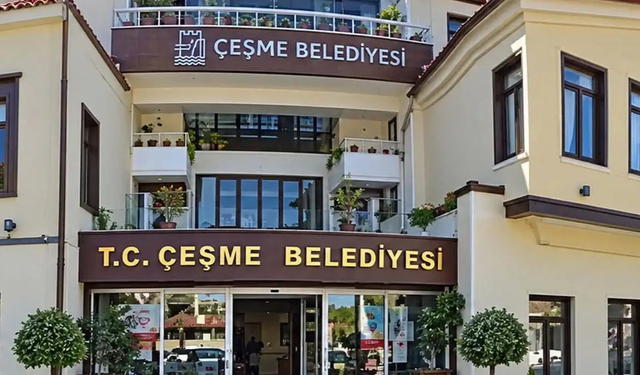 Çeşme Belediyesi’ne operasyonda 10 kişi tutuklandı! Aralarında Başkan Yardımcısı Durmaz da var