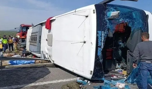 Manisa Akhisar otobüs ve tır kazasında kaç kişi öldü, kaç yaralı var? İşte Manisa kaza ölü ve yaralı sayısı
