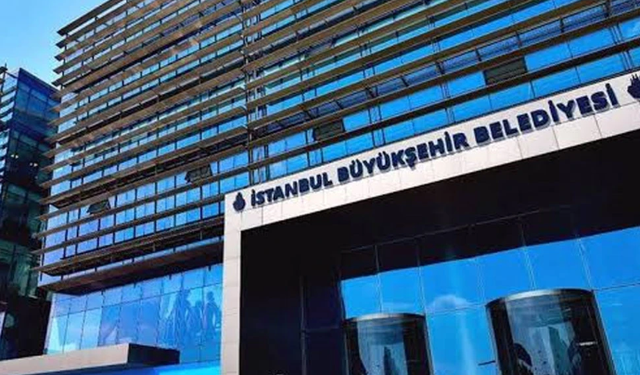 İstanbul'da yağış hayatı felç etti, İBB Meclisi'nde "Su baskını" atışması yaşandı!