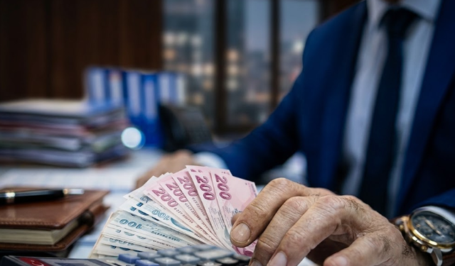 Memurun fazla mesai ücreti ne kadar oldu? İşte merak edilen o rakam!