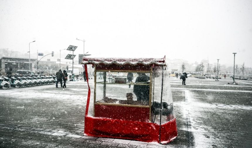 İstanbul'da kar yağışı