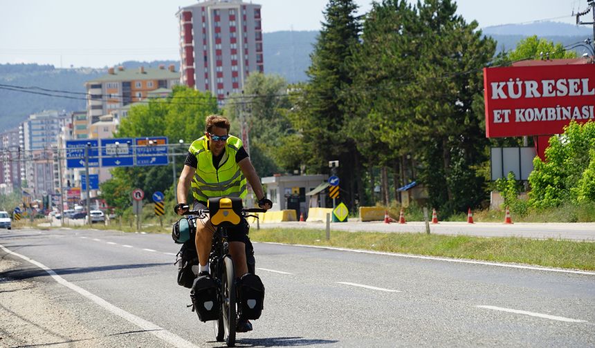 5 bin 133 kilometre pedal çevirdi Türkiye'ye hayran kaldı