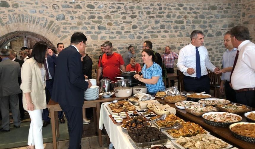 Nazilli’nin 100. Kurtuluş yılı kutlamaları hem gözleri hem damakları şenlendirdi