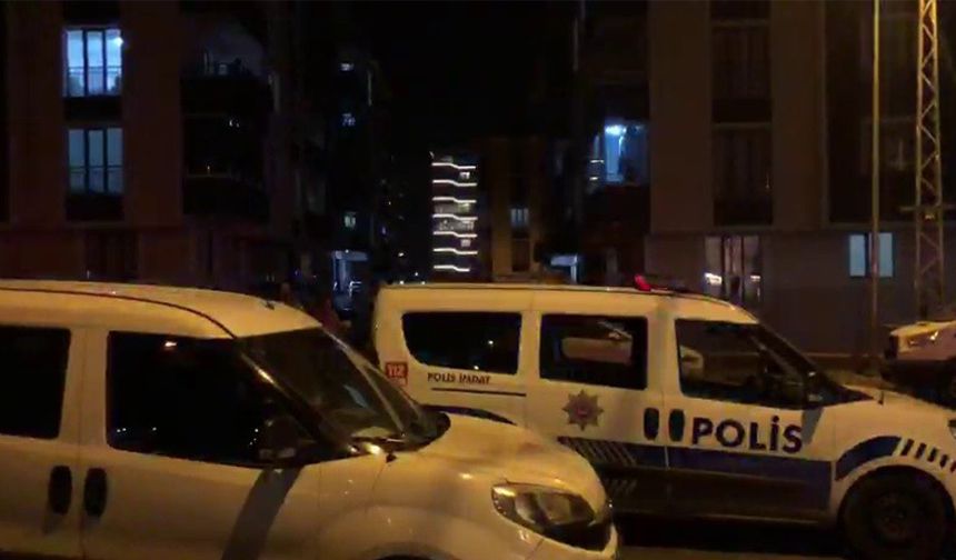 Polis memuru silahını temizlerken kendini vurdu