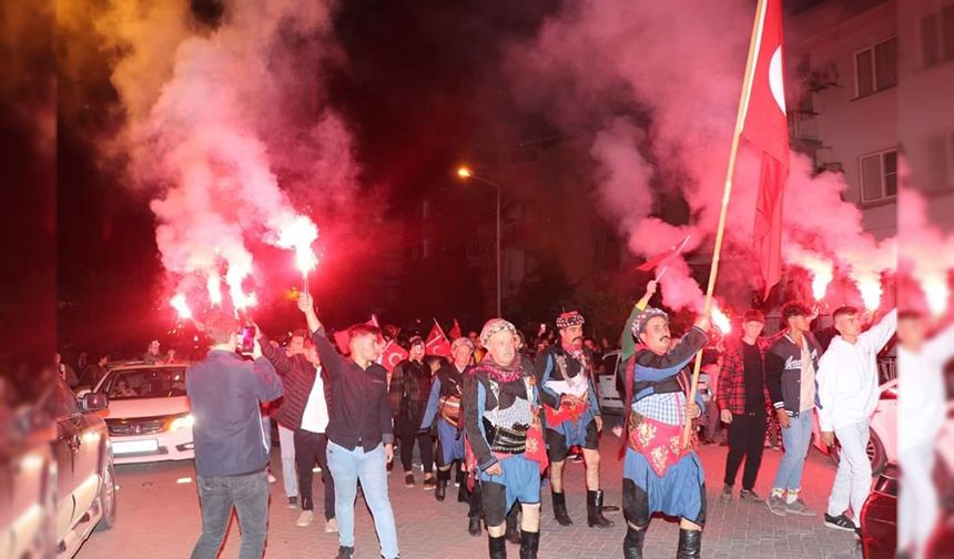 Bozdoğan’da Cumhuriyet Bayramı kutlamaları gece de sürdü