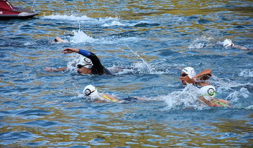 16. Uluslararası Arena Aquamasters Yüzme Şampiyonası tamamlandı