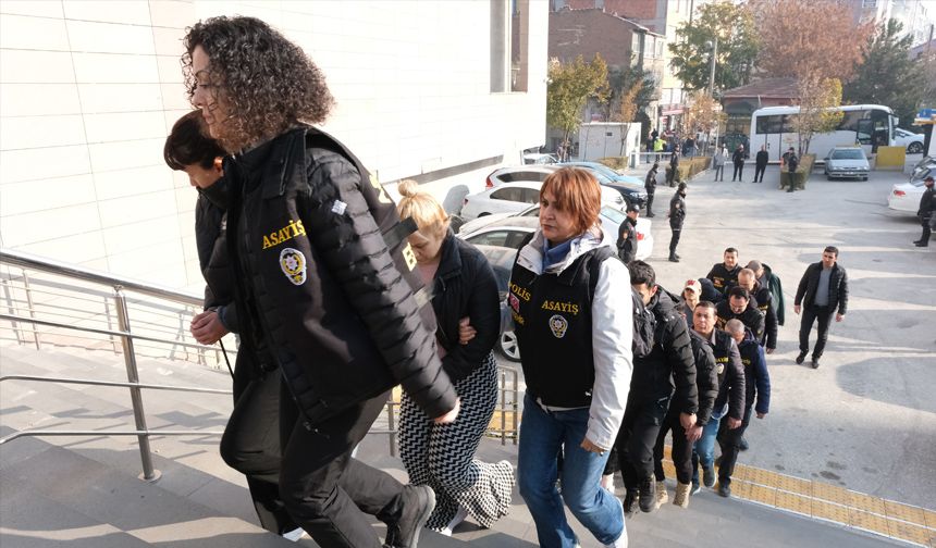 Eğlence mekanındaki cinayet şüphelileri adliyede