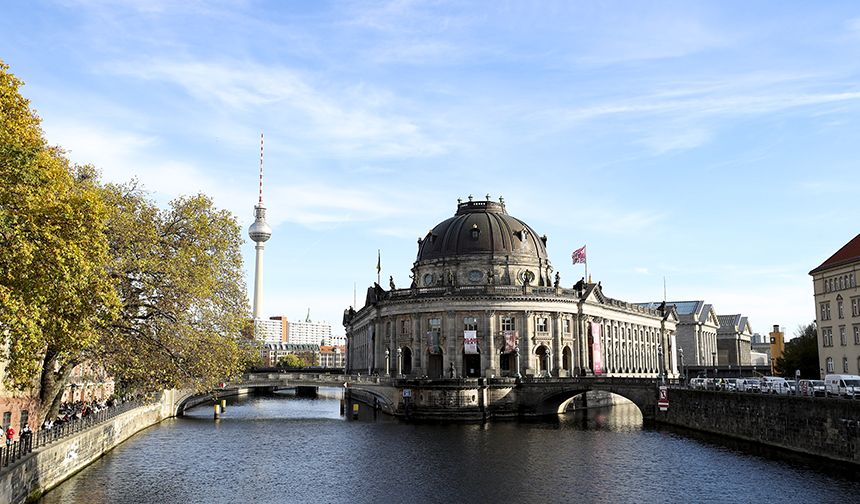 Berlin'deki Müzeler Adası her yıl milyonlarca turisti ağırlıyor