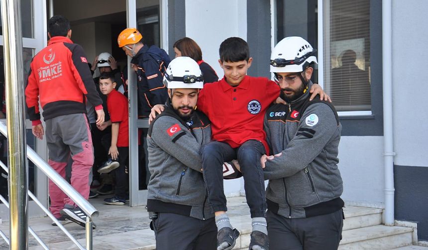 Aydın’da deprem anı tatbikatı yapıldı