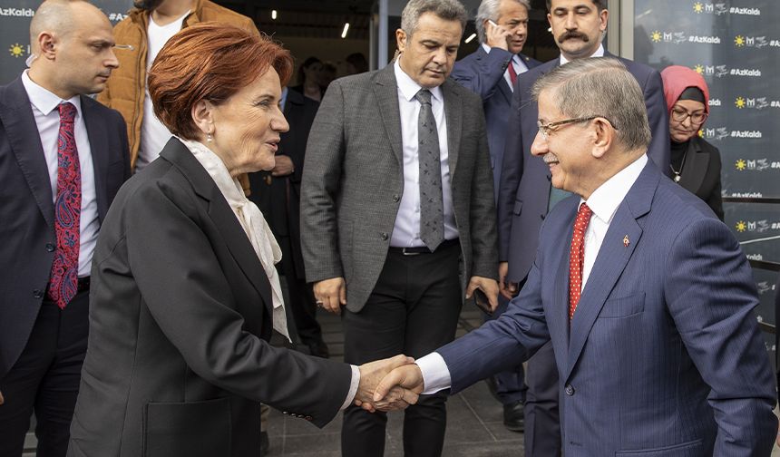 Akşener, Davutoğlu ile görüştü