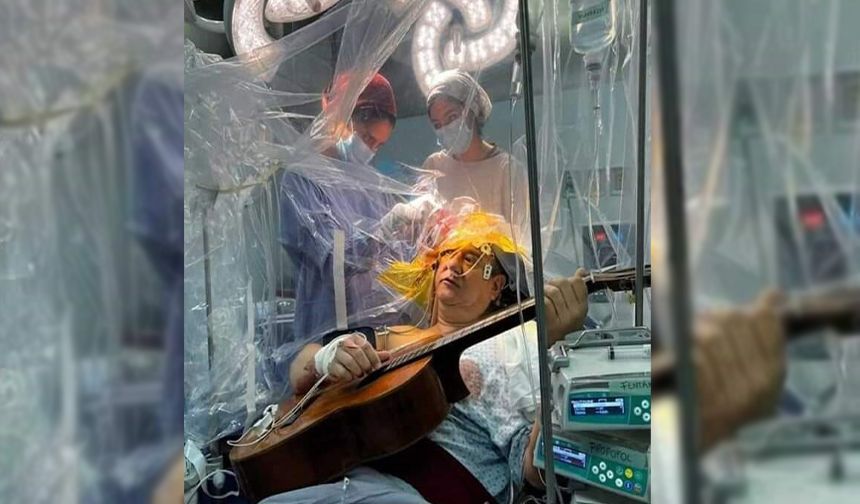 Beyin ameliyatı olurken  gitar çaldı