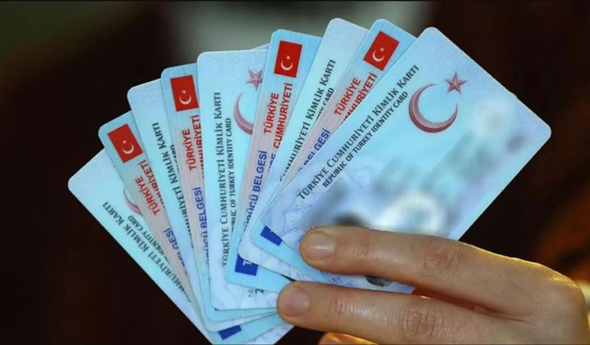 Ehliyetinizi yenilemeyi unutmayın! Gecikme size pahalıya patlayabilir