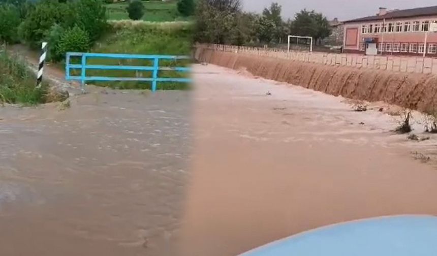 Sağanak yağış okul bahçesini şelaleye çevirdi!