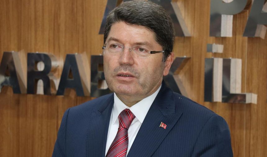 Yılmaz Tunç'tan DEM Parti'ye 'top iktidarda' yanıtı: Biz top oynamıyoruz