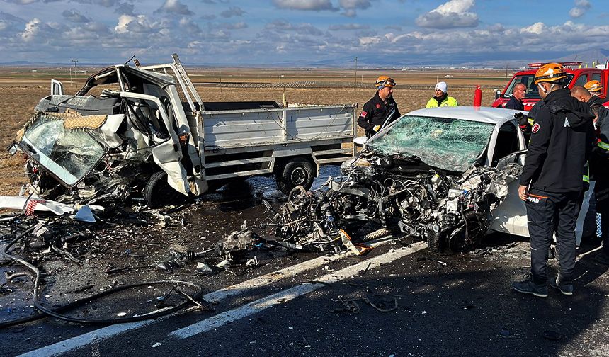 Niğde’de feci kaza: 1 ölü, 2 ağır yaralı