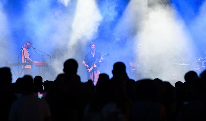 İzlandalı rock grubu Kaleo, İstanbul'da konser verdi