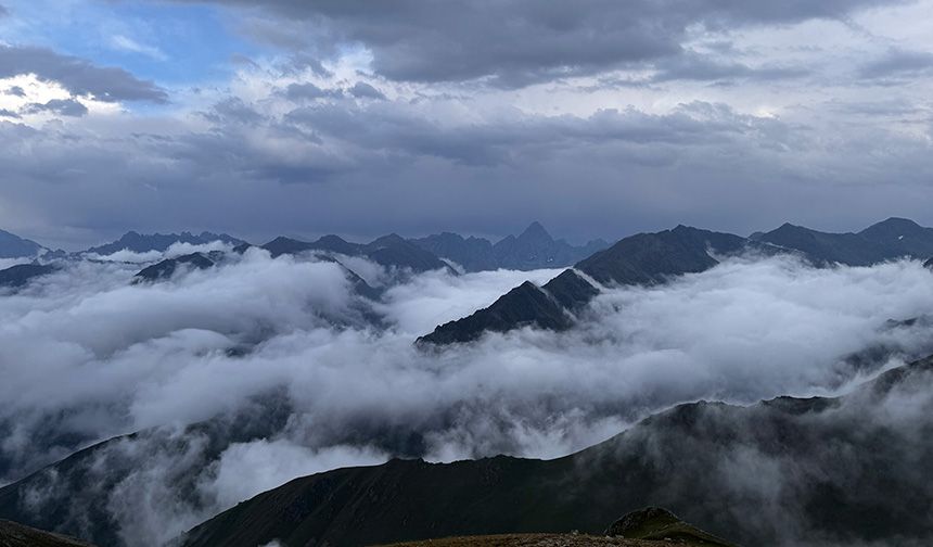 Karadeniz'in bulutların üzerindeki yerleşim yeri: Tahpur Yaylası