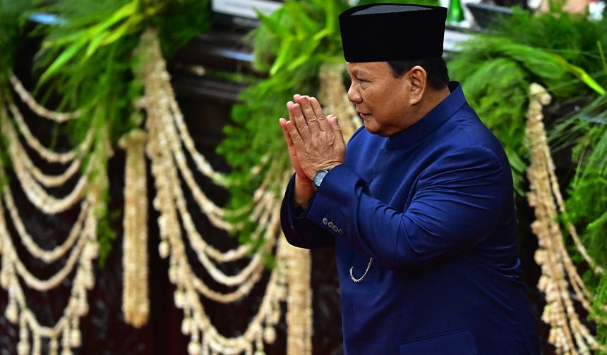 Prabowo Subianto, yemin ederek göreve başladı